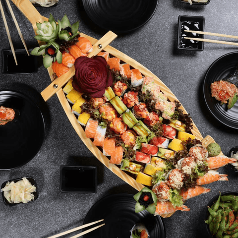 STUN sushi boat platter